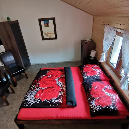 Apartmany Aranka Zatec  Luaran gambar