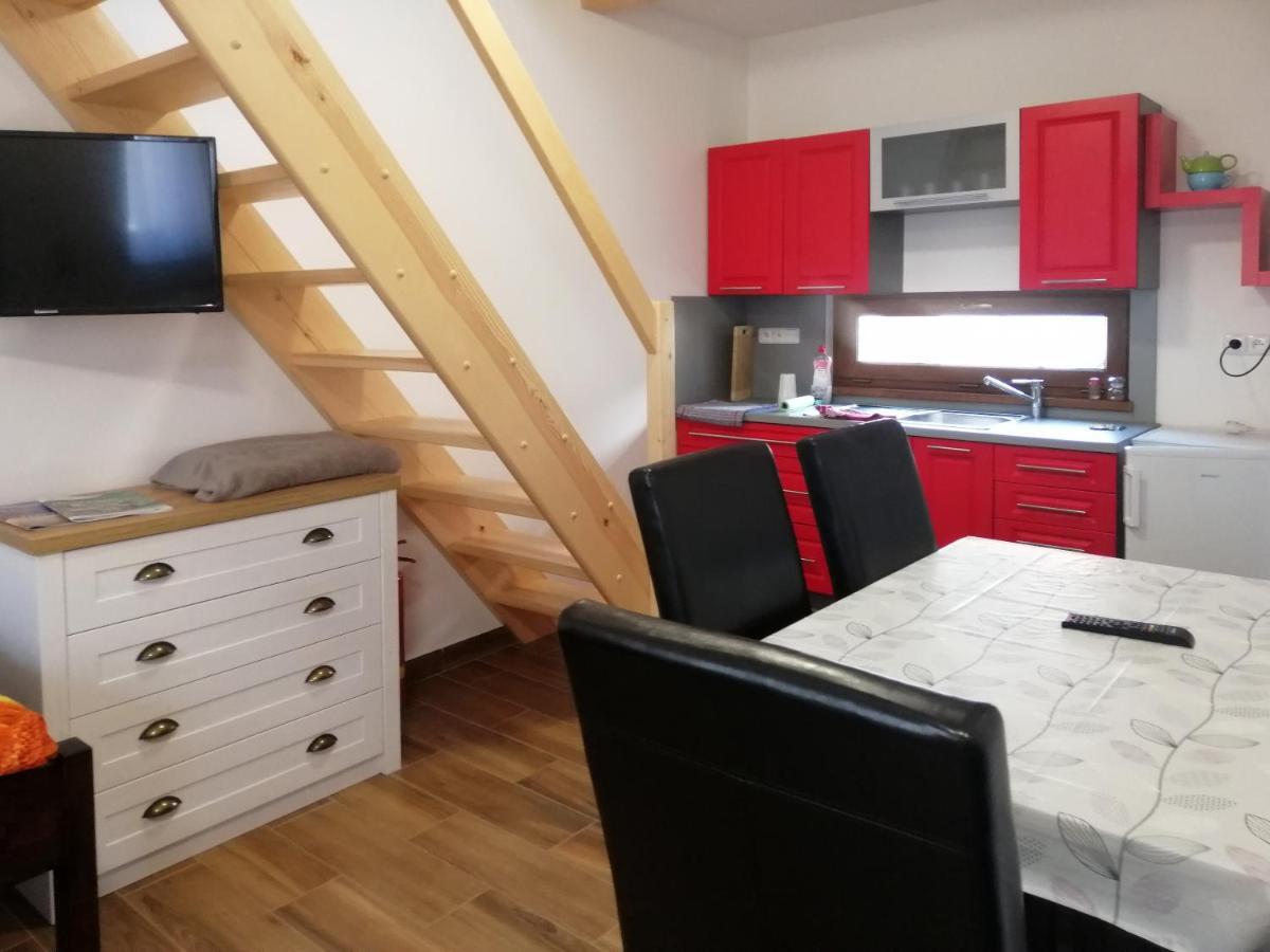 Apartmany Aranka Zatec  Luaran gambar